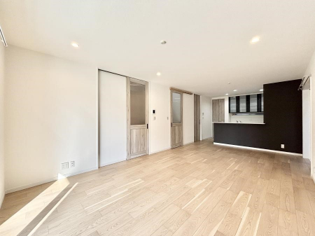 ���r���O�@�i�`�������e�C�X�g�̗D�����_�炩���F�g���̃t���[�����O���f�G�ȃ��r���O�ł��ˁB