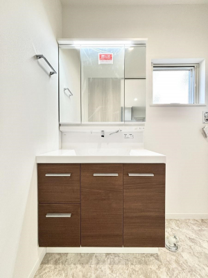 ���ʑ�E���ʏ��@�傫�����₷���O�ʋ��Ő�����������ʑ�́A�g�����Ȃ݃`�F�b�N�┧�̂������ɂ������߂ł��B 