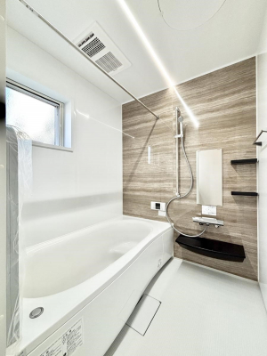 �����@����̔�����₷��؂ȃo�X�^�C���B�������Ƃ����C���y����Ŕ����Ƃ肽���ł��ˁI  