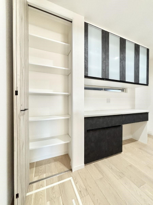 ���̑����ρ@�����t���̃J�b�v�{�[�h�B�V�X�e���L�b�`���ƃR�[�f�B�l�[�g�ł����ꊴ���o�܂��I