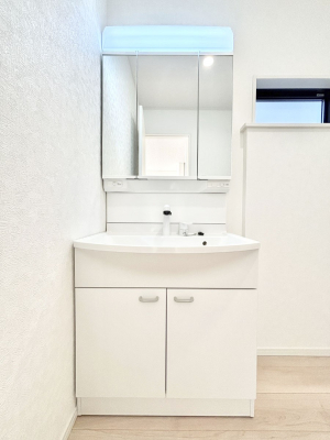 ʑEʏ@傫₷OʋŐʑ́AgȂ݃`FbN┧̂ɂ߂łB 