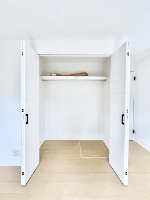 [@m̃N[[bgBŝŌ̈ߗނ܂܂B