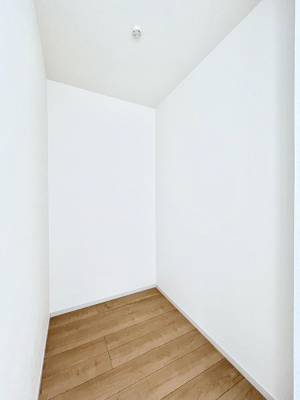 ̑@EH[NCN[[bg̊pŐԃXbL