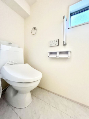 gC@gC1K2KꂼɔzuĂĂƂĂ֗łB 