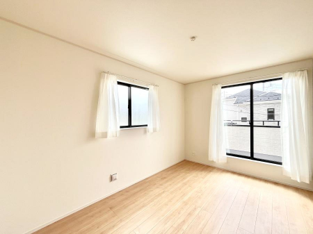 rO@Ƒ̓₩Șbŕ܂閾邢rO  ƋCGł