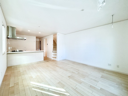 rO@16.2̂kcj͉Ƒ݂Ȃ̉KԁIƑ̂Ȃ厖ȃXy[XłB 