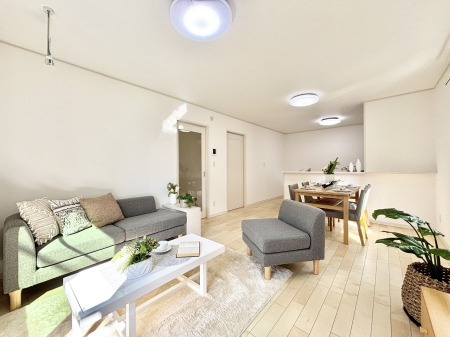 rO@16̂kcj͉Ƒ݂Ȃ̉KԁIƑ̂Ȃ厖ȃXy[XłB 