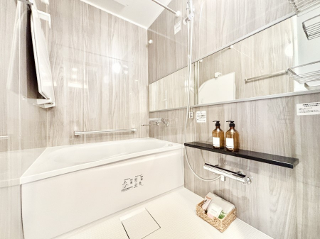 @IVȃfUC̃oX[ŋCオ܂ˁI