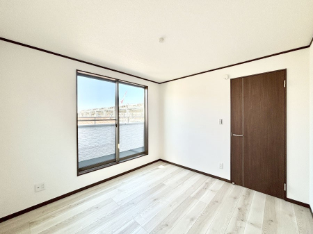 ���̑����ρ@�o���R�j�[���J�������v���X���Ă����m��