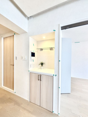 ̑ρ@rO[BɎ[ƕW܂LDKXbLЕtłˁB  