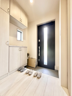 ց@KXXbg̓փhAɌ͂Ă܂