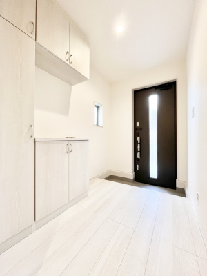 ց@ʔ͂Ƒ̎ʐ^G߂̃CeAŏIƂĉoł܂