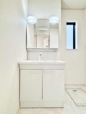 ʑEʏ@傫₷OʋŐʑ́AgȂ݃`FbN┧̂ɂ߂łB 