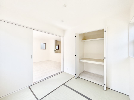 ̑ρ@rOƗׂ荇ĂaBقƈꑧła̋ԂYꂸɁB 