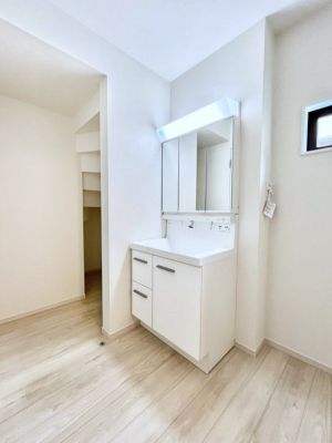 ̑@Ƃ̐ʃXy[XŒ̐gxxNN  