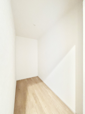 ̑@EH[NCN[[bg̊pŐԃXbL