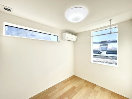 ���̑����ρ@2�ʍ̌����m�ۂ������邢��ԁB�Ƒ��݂�Ȃ����K�ȕ�炵����������݌v�ł��B