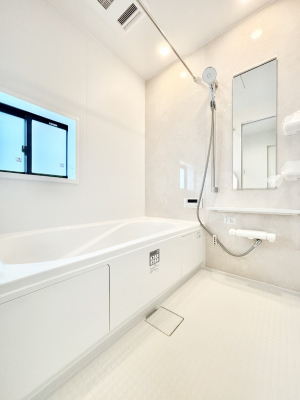 �����@����̔�����₷��؂ȃo�X�^�C���B�������Ƃ����C���y����Ŕ����Ƃ肽���ł��ˁI  