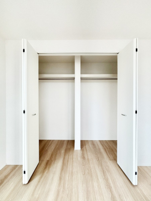 ���[�@�m���̃N���[�[�b�g�B���s��������̂Ō���̈ߗނ�����������܂�܂��B