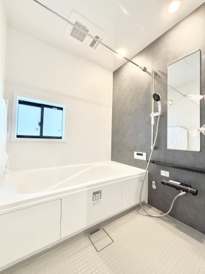 �����@����̔�����₷��؂ȃo�X�^�C���B�������Ƃ����C���y����Ŕ����Ƃ肽���ł��ˁI  