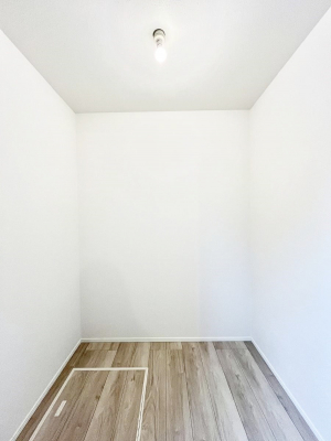 ̑@EH[NCN[[bg̊pŐԃXbL