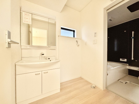 ���ʑ�E���ʏ��@�������̂�����K��Ԃł��B�����̐g�x�x���C�����ǂ����g�������܂��B 