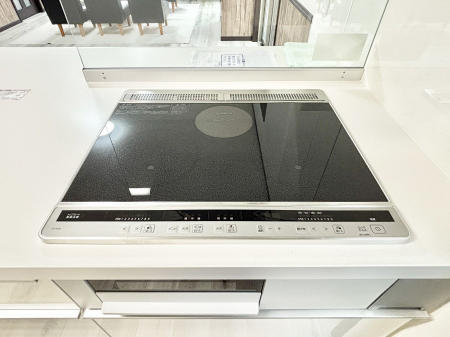 ���̑����ρ@IH�N�b�L���O�q�[�^�[�͓V�̒����ʂ��t���b�g�Ȃ̂Œ�����̓T�b�ƈ�@�����邾���I