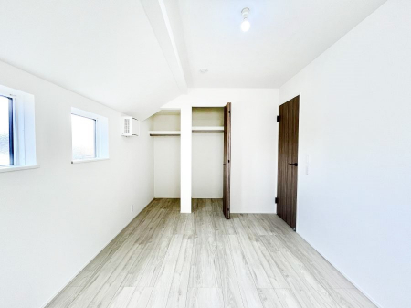 Q@g₷`ŃxbgƋ̒uɂ邱Ƃ܂B   