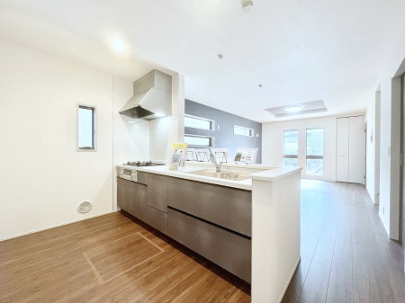 Lb`@JE^[zɊyׂB̂ƔȂ肻łˁB 