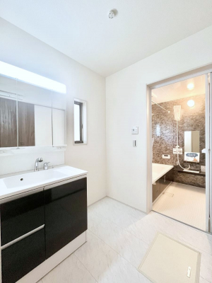 ʑEʏ@̂KԂłB̐gxxCǂg܂B 