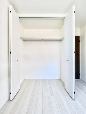 [@m̃N[[bgBŝŌ̈ߗނ܂܂B