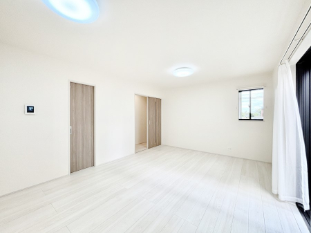 ̑ρ@VvȃfUCȂ̂ŃCeAl̂y݂ł