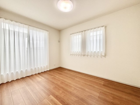 ���̑����ρ@�o���R�j�[���J�������v���X���Ă����m��