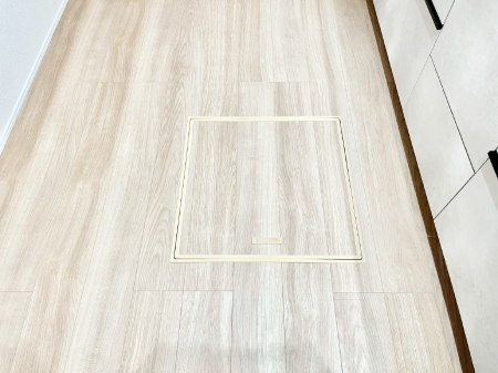 ̑ρ@[tIpiEpi̎[ɂ劈B