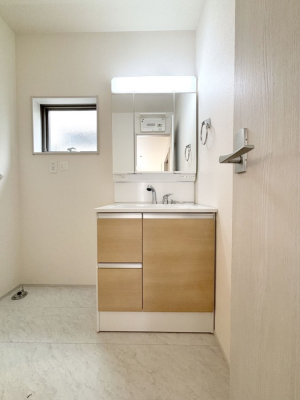 ʑEʏ@傫₷OʋŐʑ́AgȂ݃`FbN┧̂ɂ߂łB 