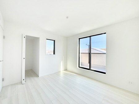 ���̑����ρ@�o���R�j�[���J�������v���X���Ă����m��