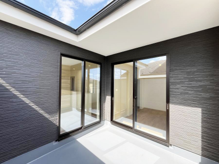 oRj[@JoRj[̓z[ołĕ֗