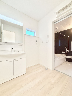 ̑@LXƂƂ̂郉h[Xy[XB  