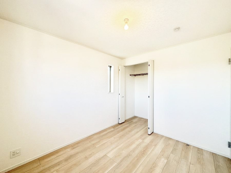 �q�������@�q�������ɂ��������߂Ȏ��[�X�y�[�X�����Ղ�̋���