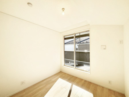 �Q���@���邢�o���R�j�[�T�C�h�ɗm����ݒu�B�ڊo�߂̗ǂ��Q���ɁB