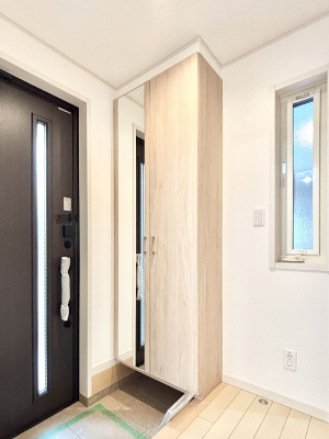 ̑ρ@Ղ[łV[Y{bNXŉƑŠCAւB  