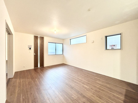 ���̑����ρ@�Ƒ������R�ƏW�܂�e���̃X�y�[�X�ɂȂ肻��    