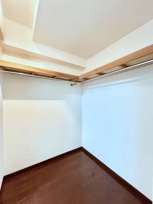 ̑@EH[NCN[[bg̊pŐԃXbL  