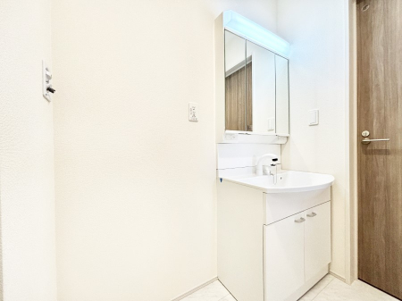 ���ʑ�E���ʏ��@�������̂�����K��Ԃł��B�����̐g�x�x���C�����ǂ����g�������܂��B 