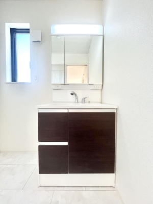 ʑEʏ@傫₷OʋŐʑ́AgȂ݃`FbN┧̂ɂ߂łB 