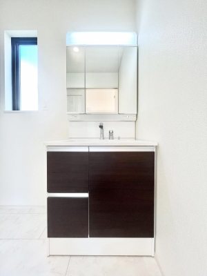 ʑEʏ@傫₷OʋŐʑ́AgȂ݃`FbN┧̂ɂ߂łB 