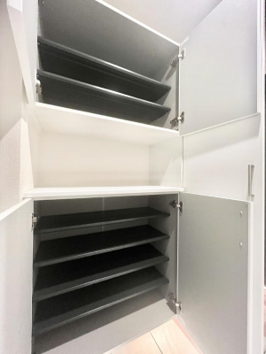 ̑ρ@Ղ[łV[Y{bNXŉƑŠCAւB  