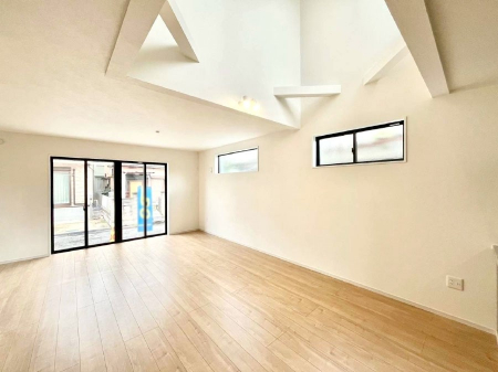 ̑ρ@傫ȑ炽Ղ̗zƕ郊rO  