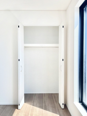 [@m̃N[[bgBŝŌ̈ߗނ܂܂B