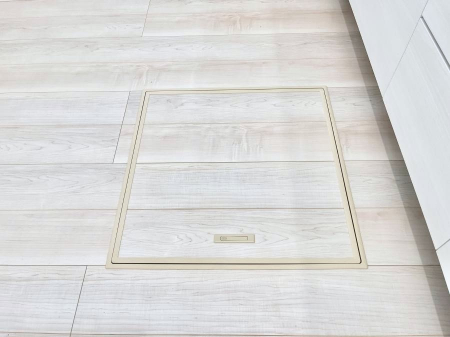 ̑ρ@[tIpiEpi̎[ɂ劈B